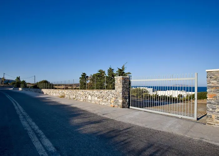 Beachfront Ariadne Vila *